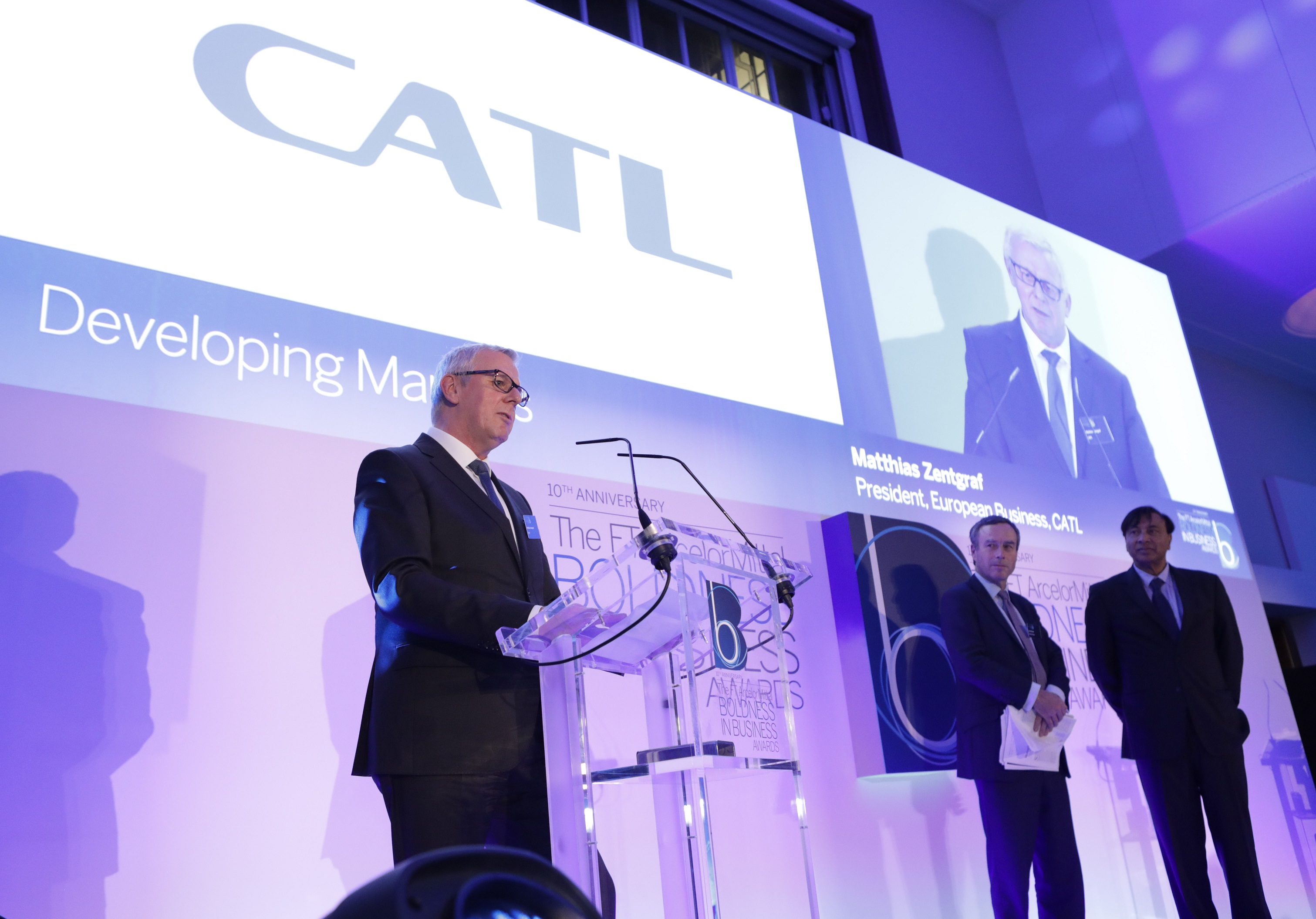 包含黑马崛起,新兴力量崭露头角引人瞩目的词条 包含黑马崛起,新兴力量崭露头角引人瞩目的词条