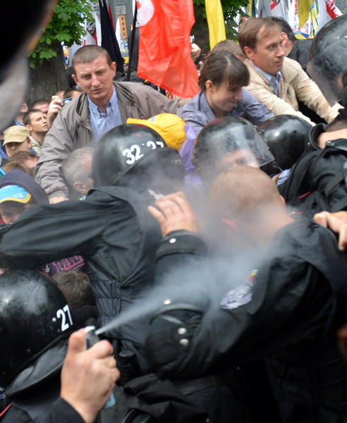 包含基辅市场涌入球迷,欧国联比赛近在眼前的词条 包含基辅市场涌入球迷,欧国联比赛近在眼前的词条