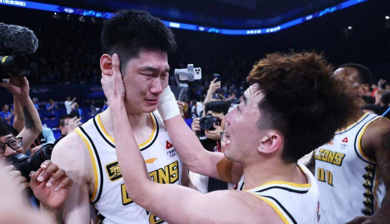 九游体育登录-胜负悬念最终揭晓，球队夺冠在即