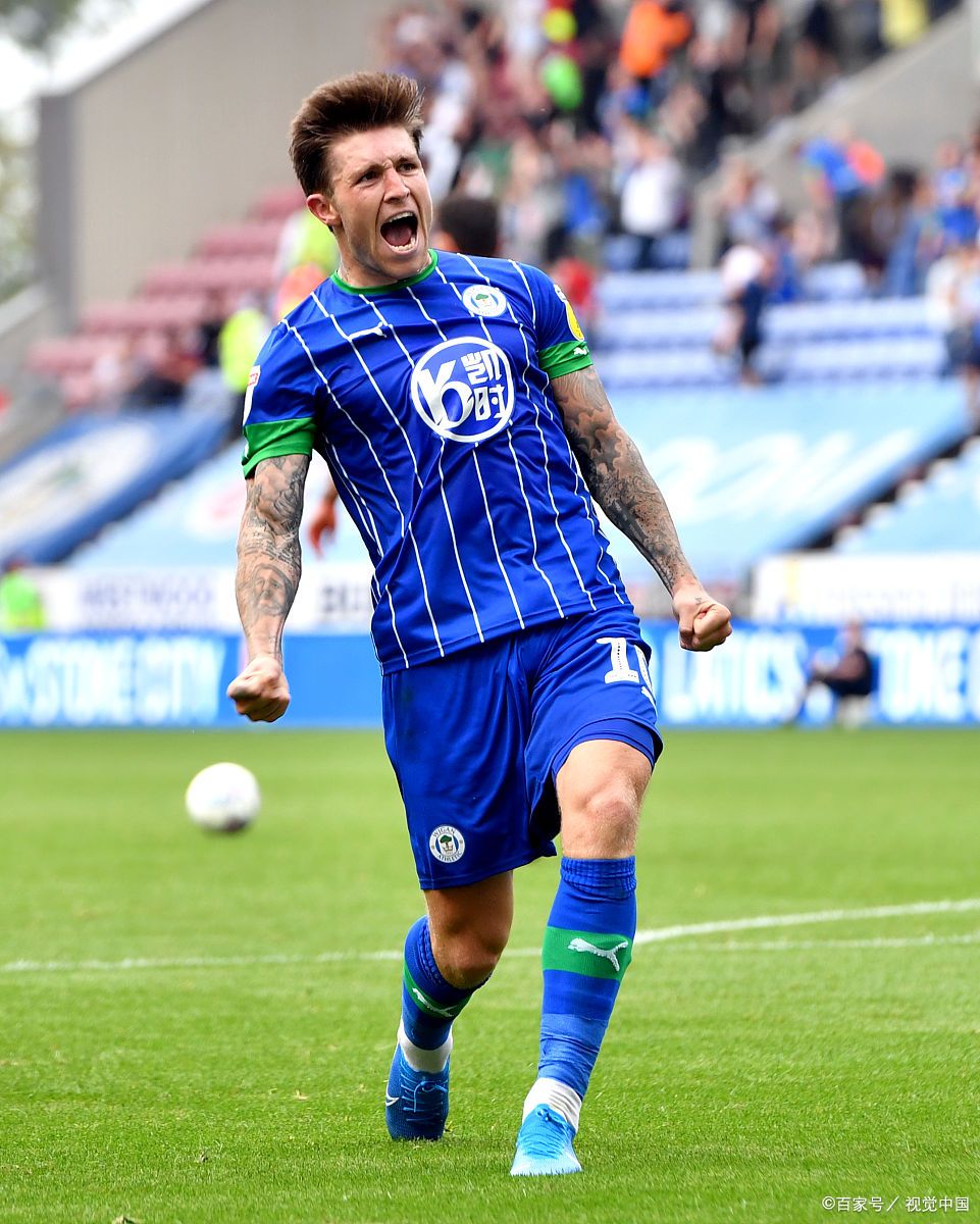 斯图加特与多特蒙德上演对决