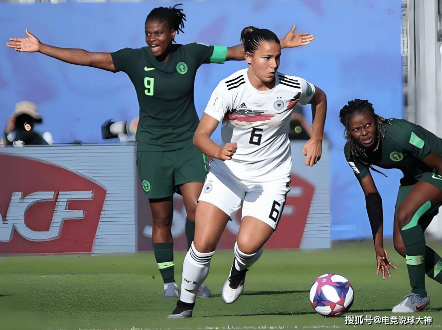 九游体育亚洲官网-德国女足队员在国际比赛中力压对手