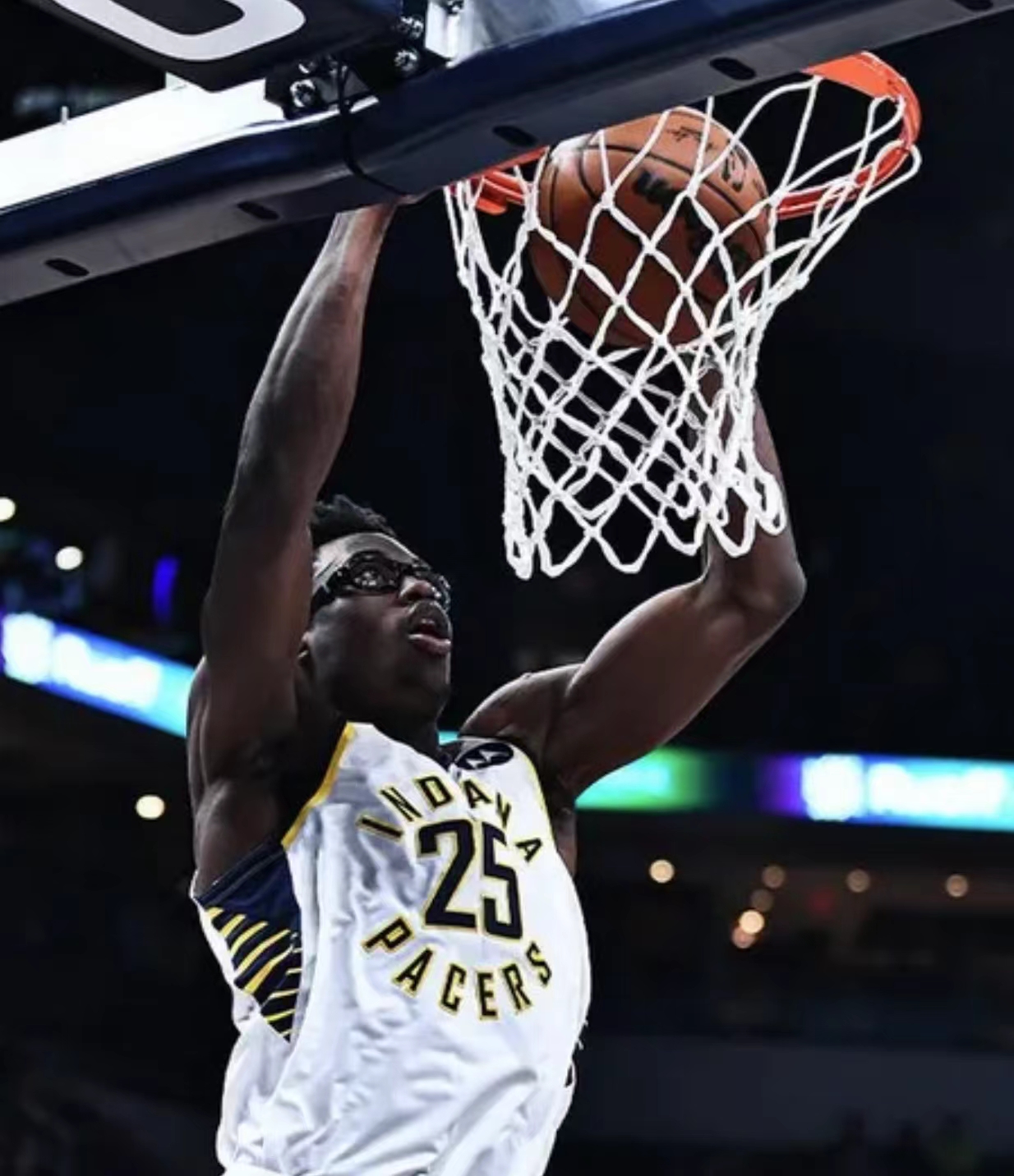 九游体育官方入口-体育史上的传奇！美国选手再次登顶