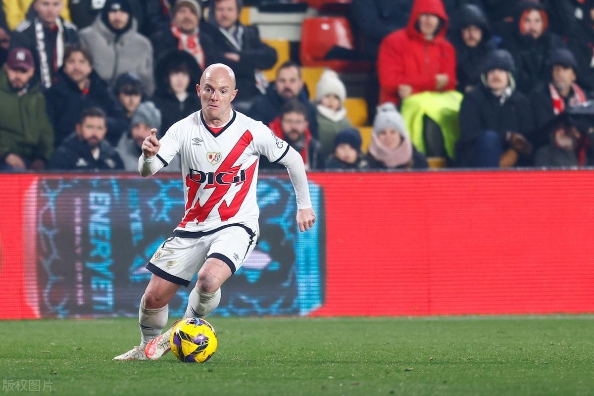 巴列卡诺连胜收官,状态正佳 巴列卡诺连胜收官,状态正佳