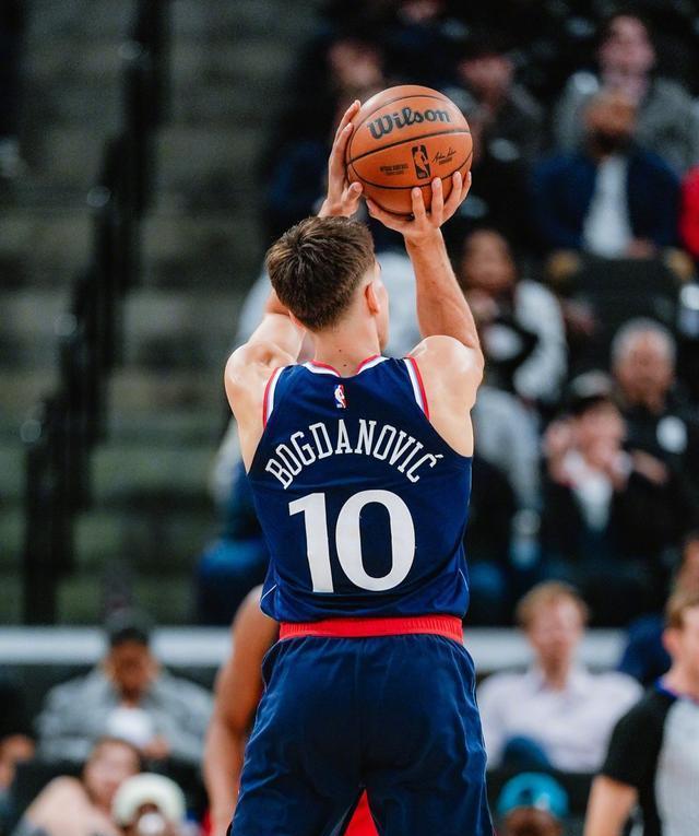 爵士力克快船，鹈鹕遭逆转失败的简单介绍