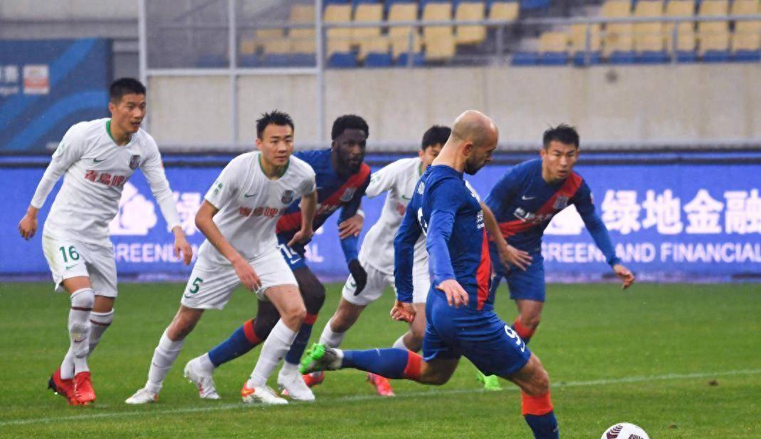 中超比赛引发球迷热议,留下一些不解之谜的简单介绍 中超比赛引发球迷热议,留下一些不解之谜的简单介绍