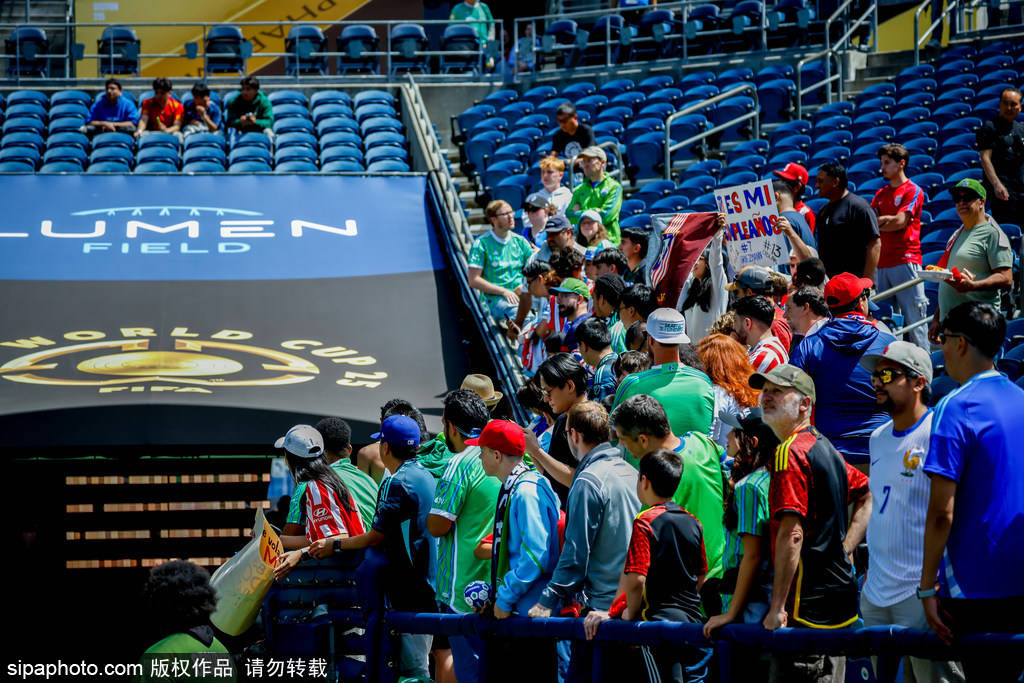 九游体育网页版-亚洲俱乐部足球比赛盛况空前