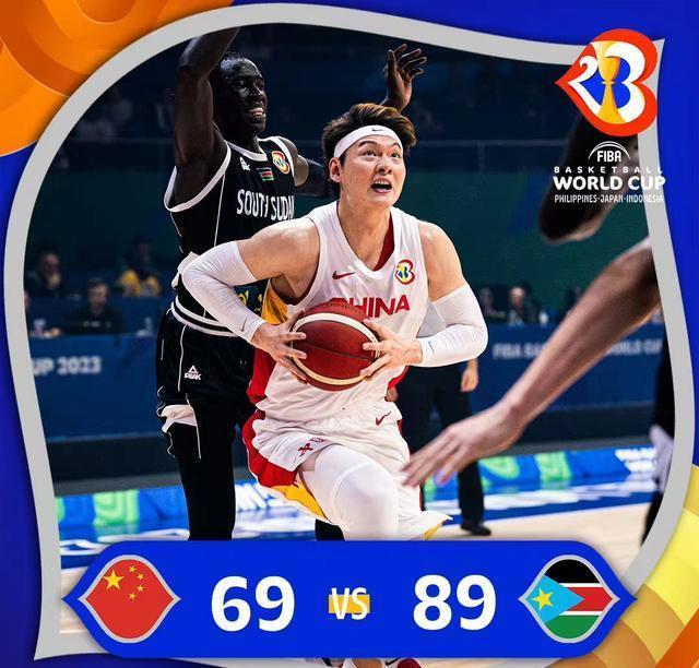 -包含香港男篮遭遇困境，主教练呼吁团结一心的词条