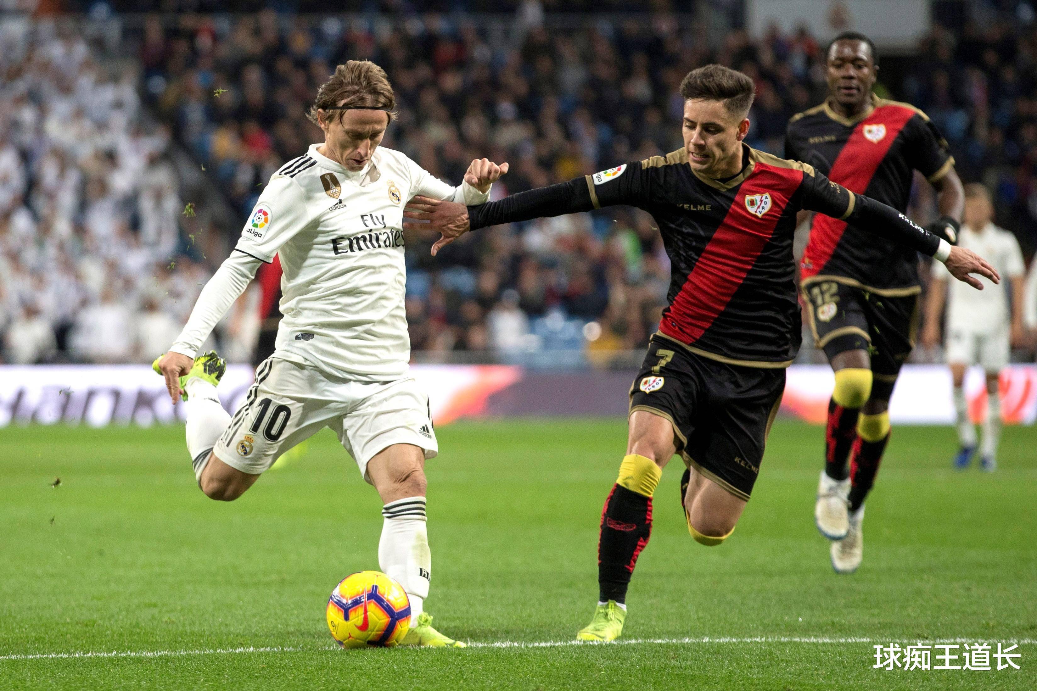 九游体育官网入口-包含一场激动人心的足球比赛，双方互交白刃的词条