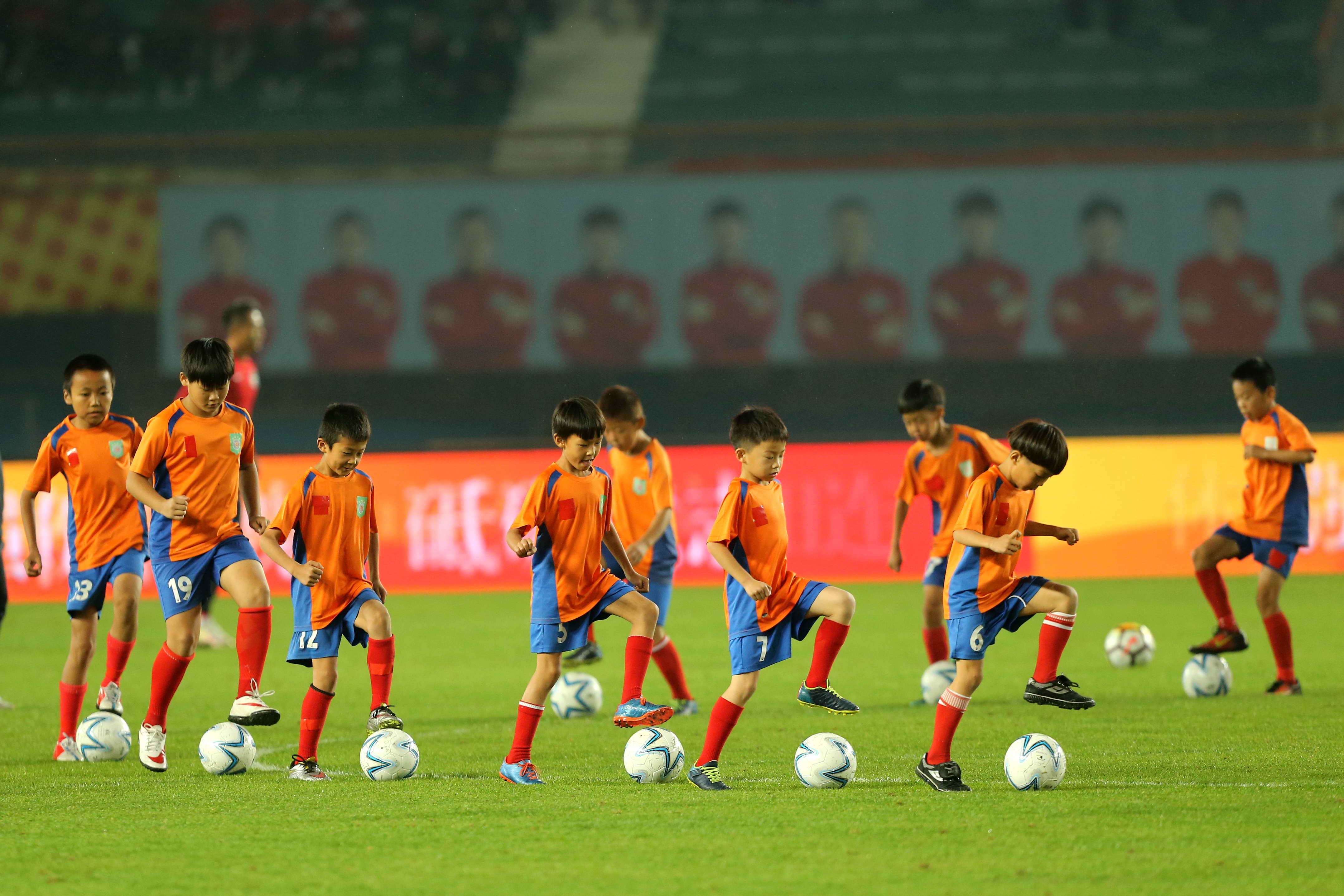 鲁昂队取得关键胜利,保级形势乐观的简单介绍 鲁昂队取得关键胜利,保级形势乐观的简单介绍