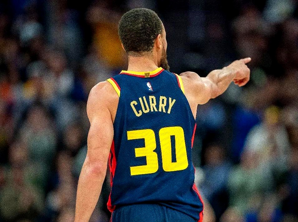 九游体育官网-勇士队主帅宣布伤愈归队，球队士气高涨