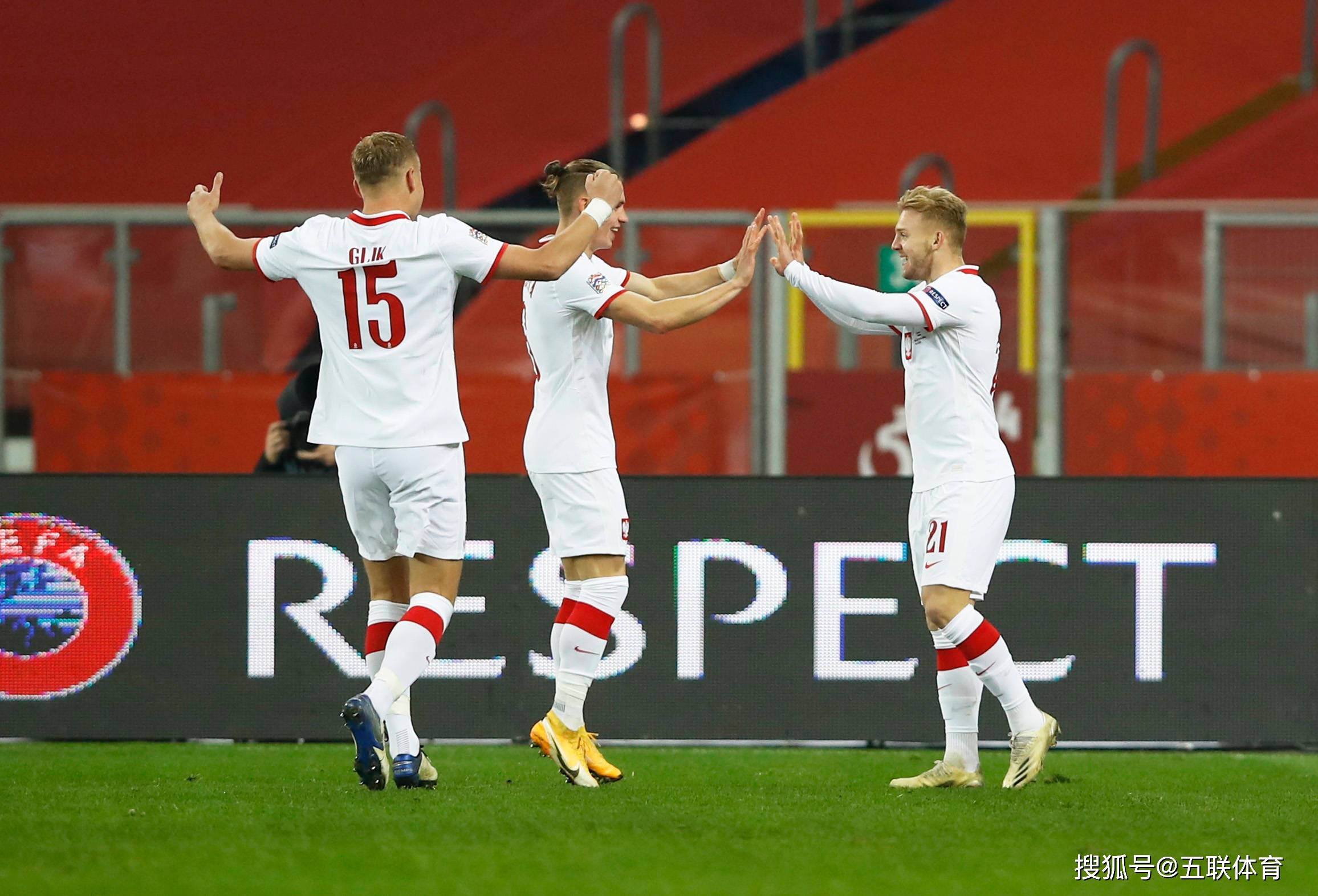 九游体育app-欧国联赛胜负难定，球队斗志昂扬