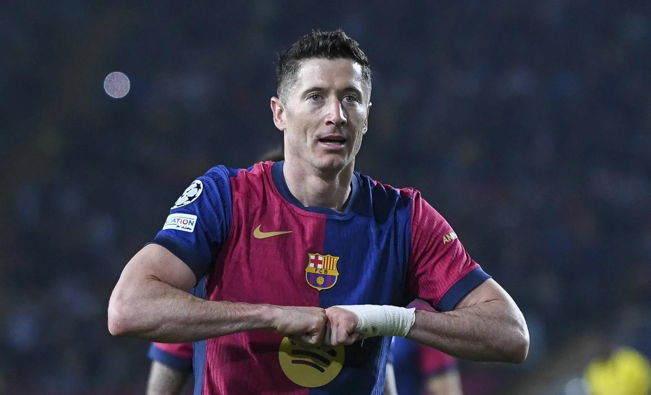 波兰惨败,莱万多夫斯基失望离场的简单介绍 波兰惨败,莱万多夫斯基失望离场的简单介绍