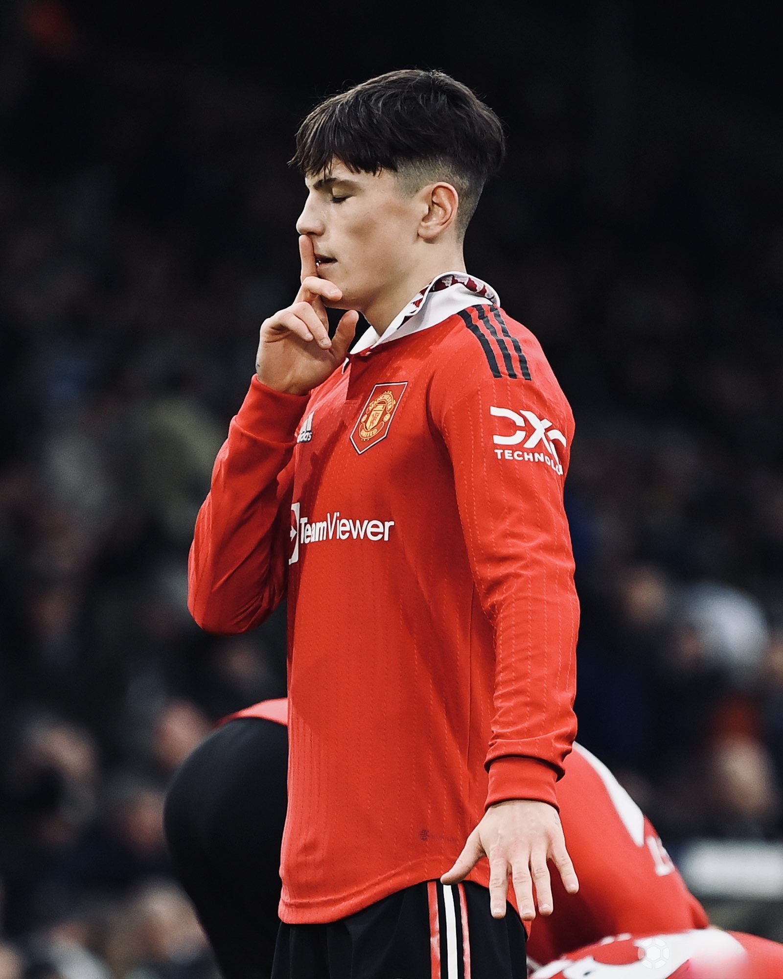 皇家社会客场大败，失去领先优势