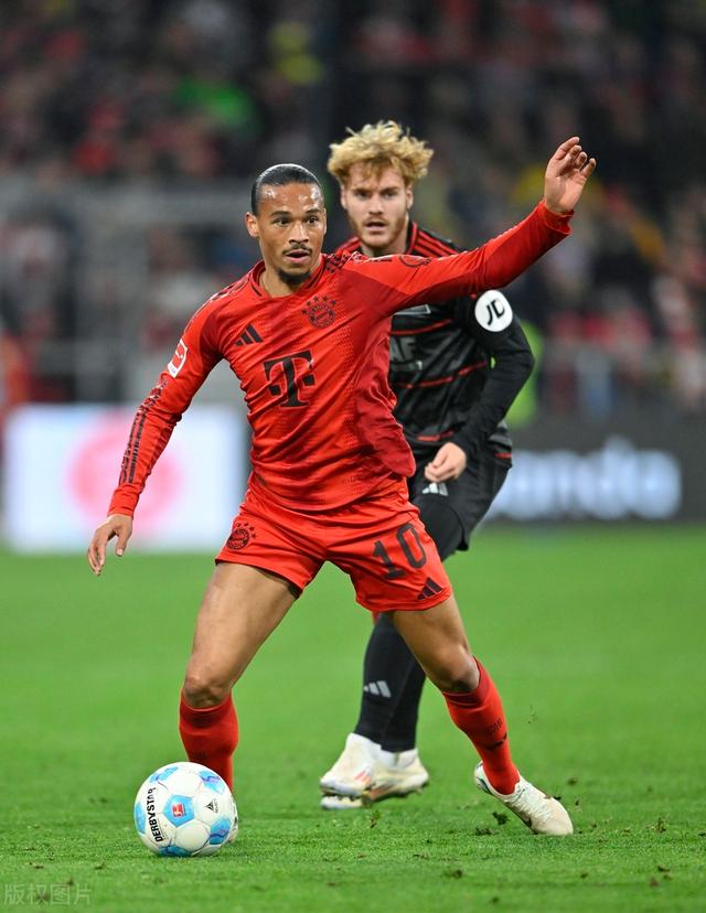 九游体育在线-弗赖堡遭遇连败，士气低迷担忧保级