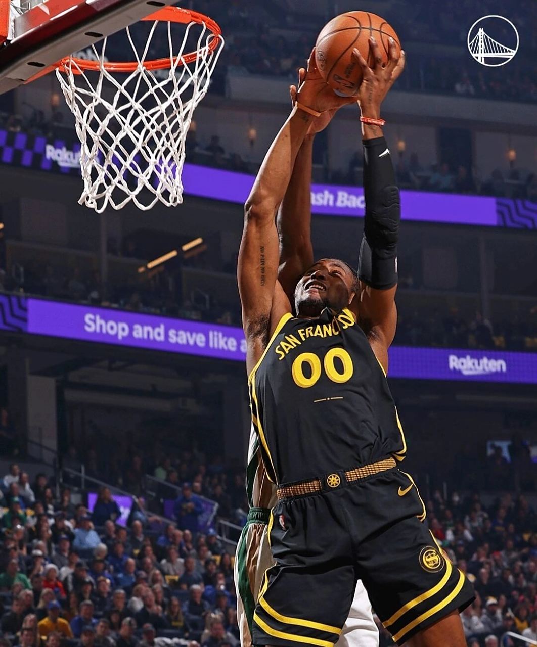 包含开拓者力克国王，取得三连胜的词条