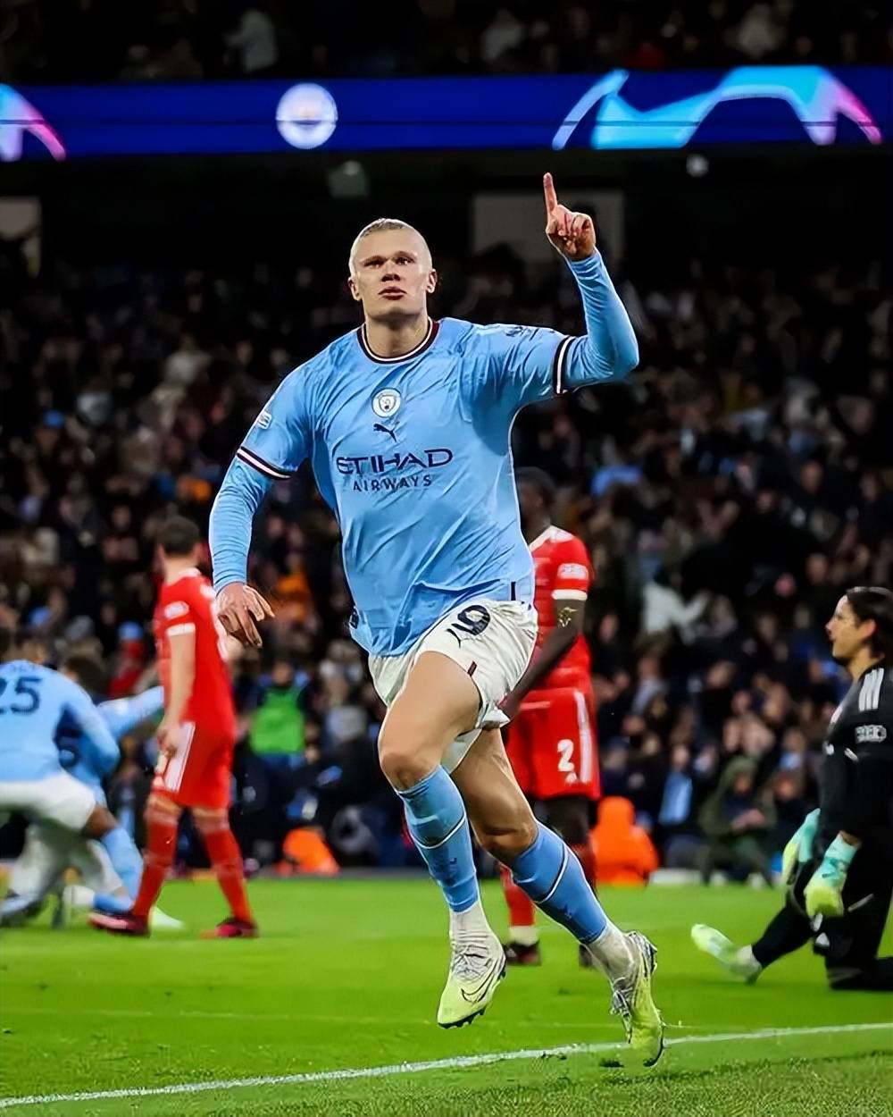 哈兰德三连杀,多特蒙德晋级欧冠八强 哈兰德三连杀,多特蒙德晋级欧冠八强