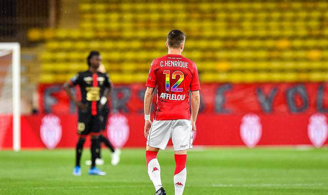 九游体育亚洲官网-马赛后卫表现抢眼，助球队取得胜利的简单介绍