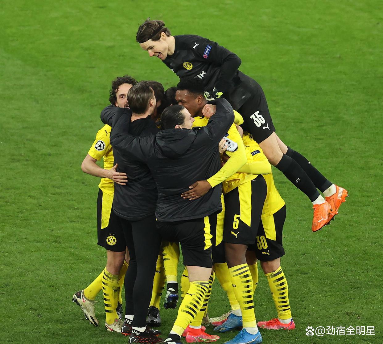 关于多特蒙德遭遇惊险,客场0-1憾负无缘半决赛的信息 关于多特蒙德遭遇惊险,客场0-1憾负无缘半决赛的信息