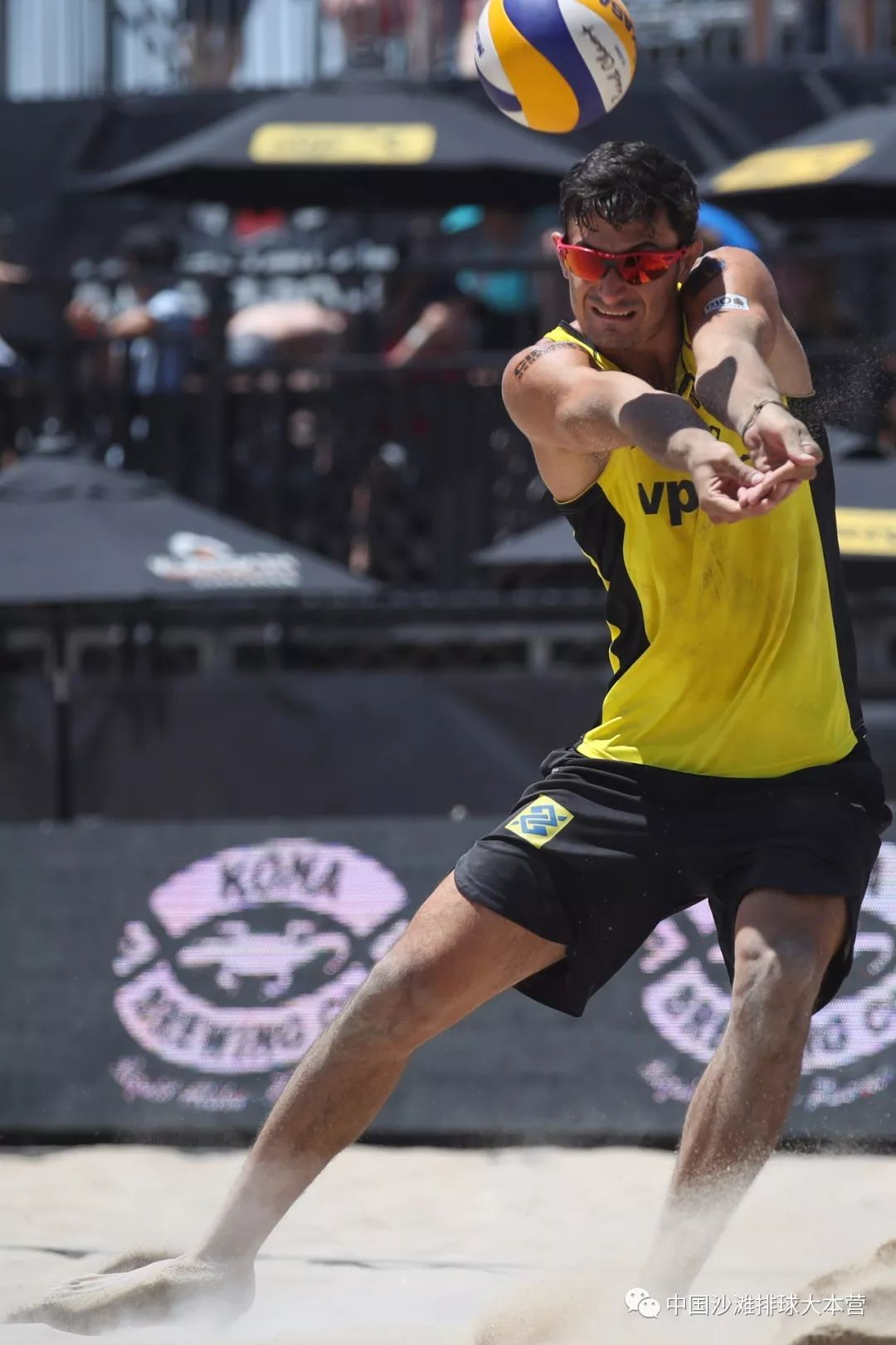 加拿大沙滩排球双打组合表现出色,轻松夺金的简单介绍 加拿大沙滩排球双打组合表现出色,轻松夺金的简单介绍