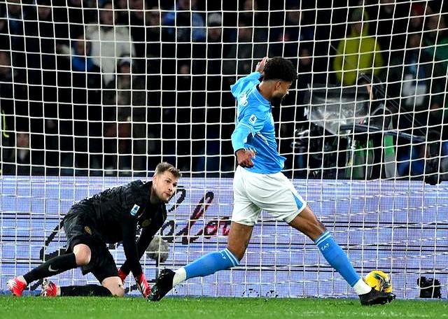 那不勒斯客场扳平比分,延续不败之旅的简单介绍 那不勒斯客场扳平比分,延续不败之旅的简单介绍