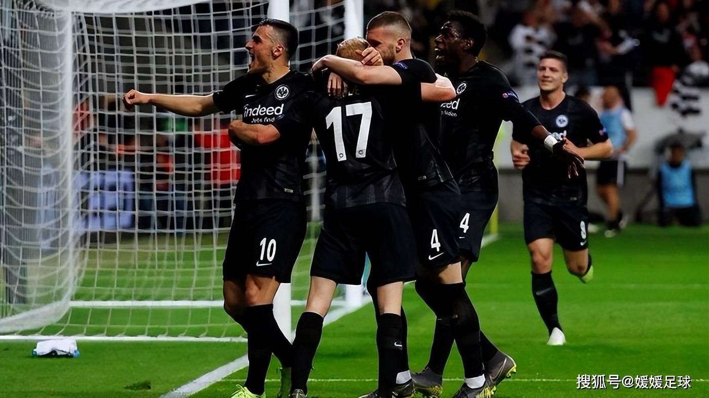 沃尔夫斯堡与门兴格拉德巴赫战平收官