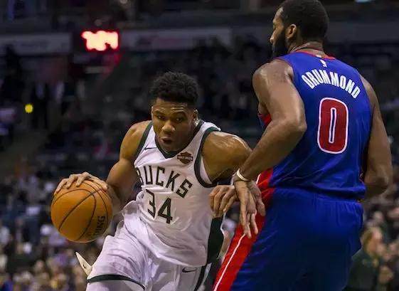 九游体育app-关于开拓者队大胜，活塞队表现低迷的信息